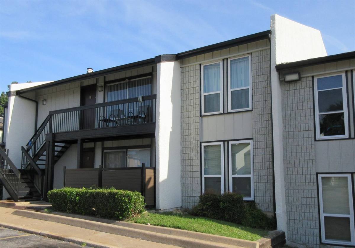 Apartment for rent at 4858 S 78th E Place, Tulsa, OK 74145