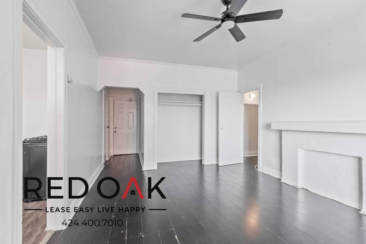 Condo for rent at 687 Shatto Place #104, Los Angeles, CA 90005