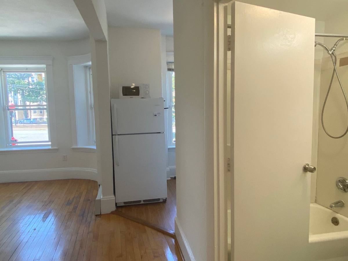 Apartment for rent at 1322 Commonwealth Ave #1, Allston, MA 02134