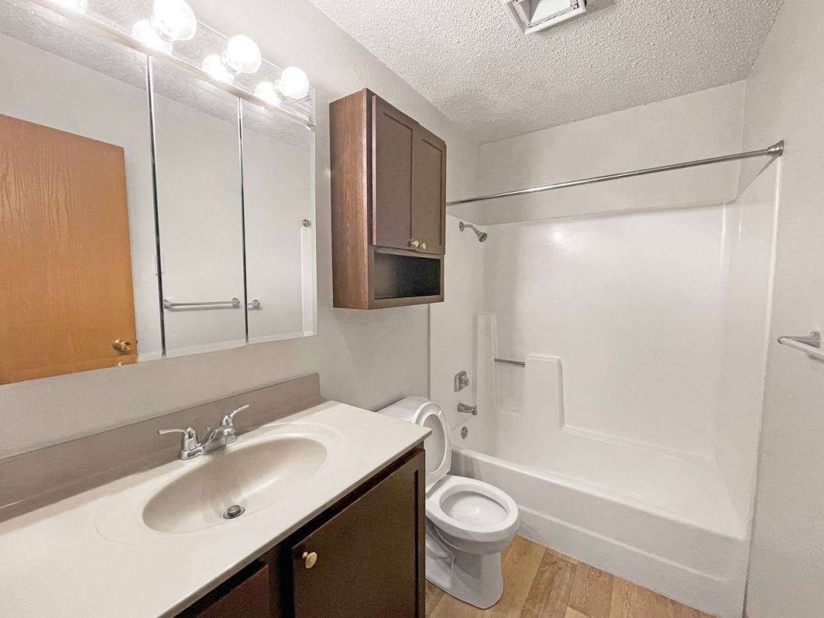 Apartment for rent at 1405 8th St NW, Minot, ND 58703