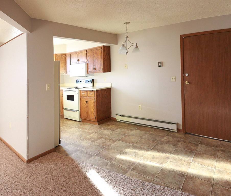 Apartment for rent at 1405 8th St NW, Minot, ND 58703