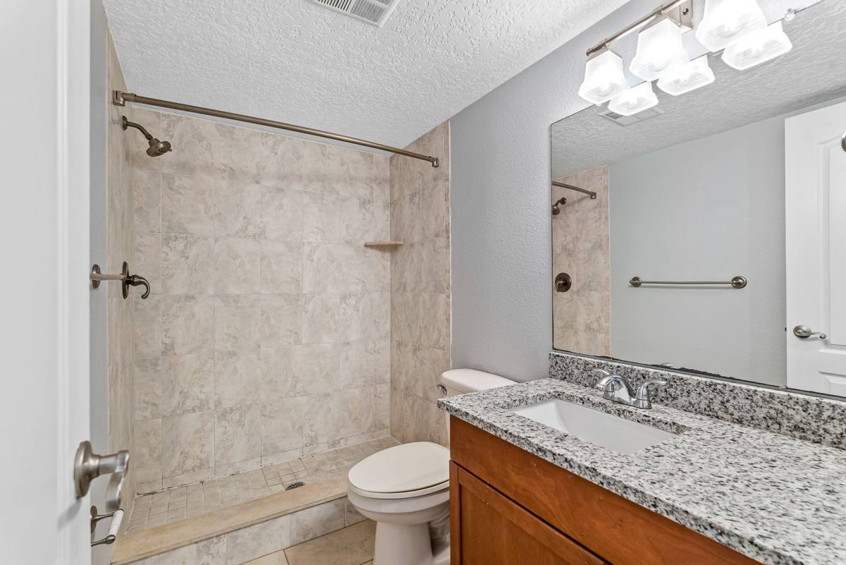 Apartment for rent at 263 14th St NW, Largo, FL 33770