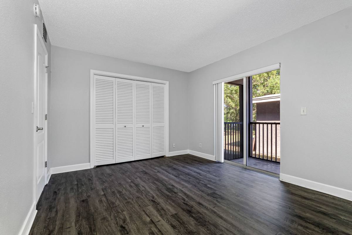Apartment for rent at 263 14th St NW, Largo, FL 33770