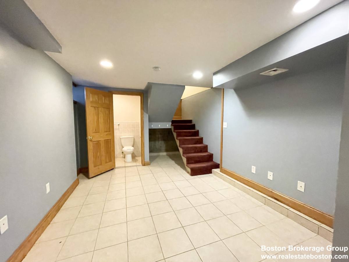 Townhouse for rent at 241 W Third St #2, South Boston, MA 02127