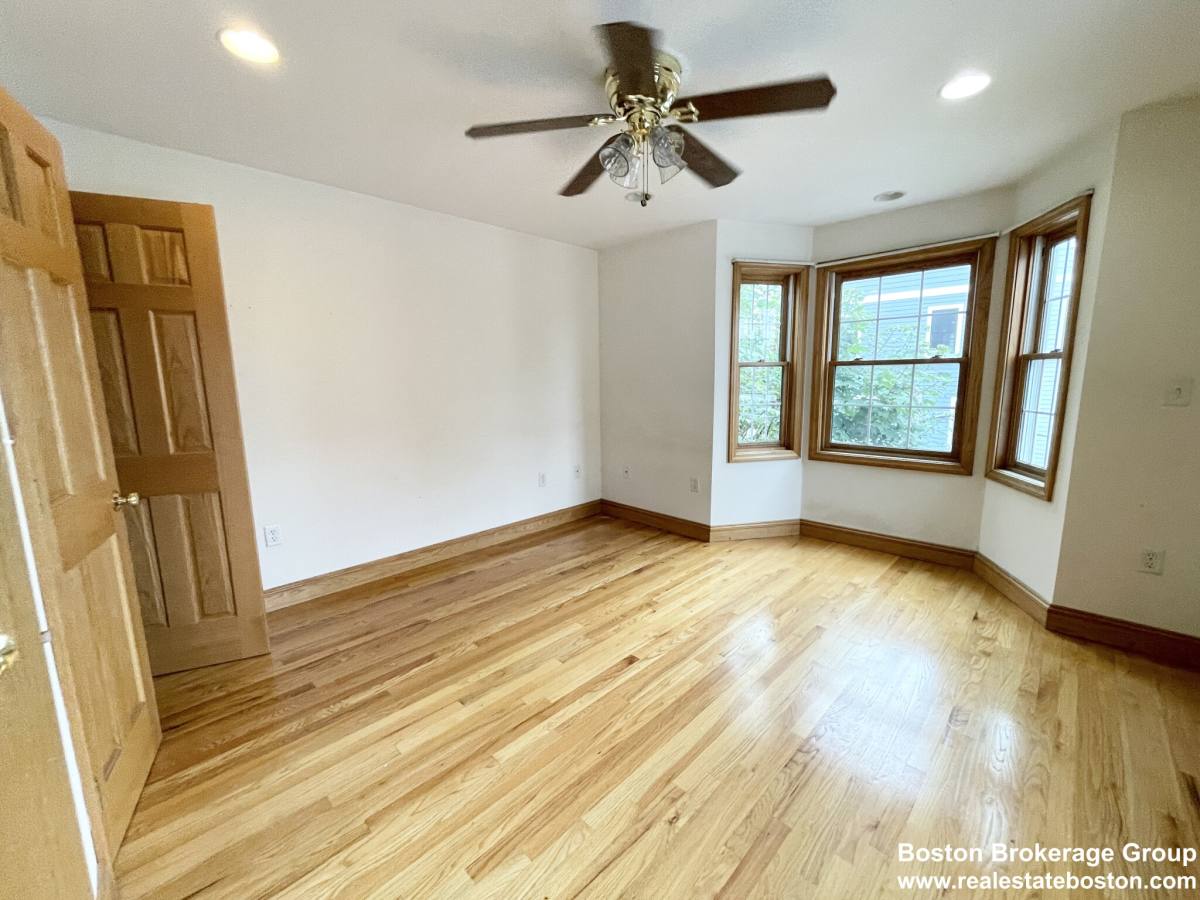 Townhouse for rent at 241 W Third St #2, South Boston, MA 02127