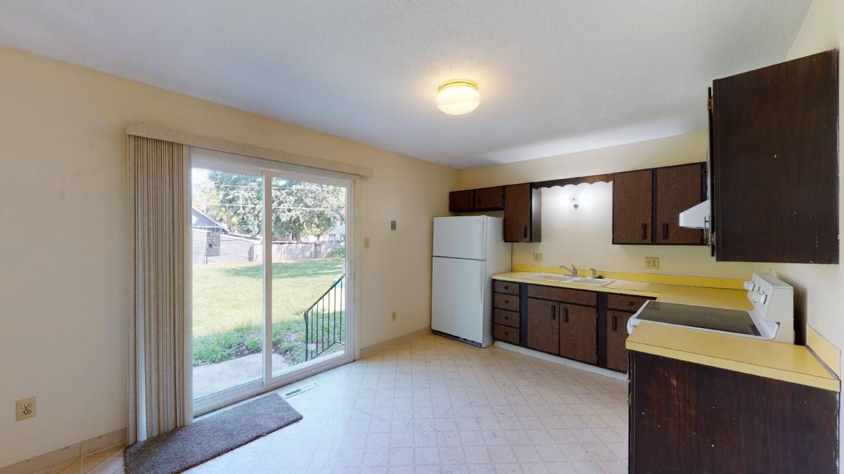 House for rent at 3103 E 7th St, Des Moines, IA 50316