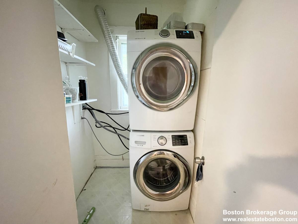 Apartment for rent at 10 Wave Ave #1, Dorchester, MA 02125