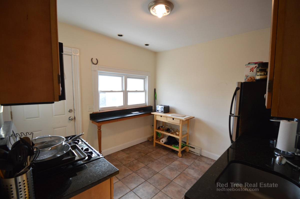 House for rent at 21 Pratt St #2, Allston, MA 02134
