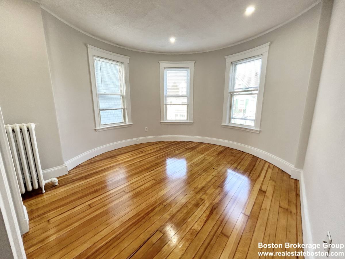 Apartment for rent at 24 Willis St #2, Dorchester, MA 02125