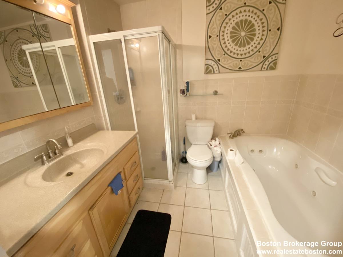 Apartment for rent at 108 Buttonwood St #3, Dorchester, MA 02125