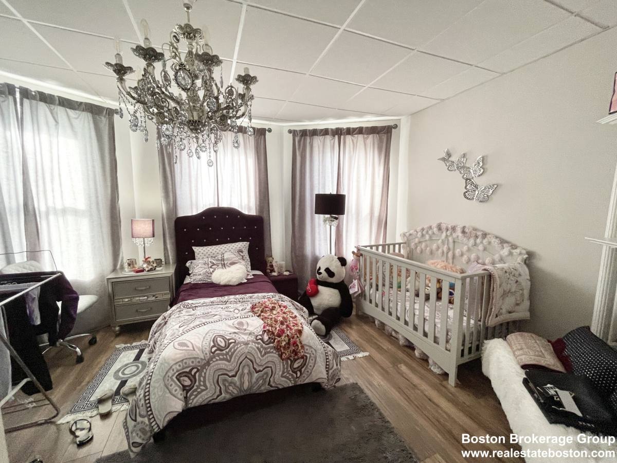 Apartment for rent at 26-28 Harbor View #1, Dorchester, MA 02125