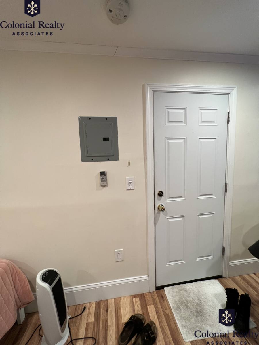 Apartment for rent at 1689 Beacon St #6, Brookline, MA 02446