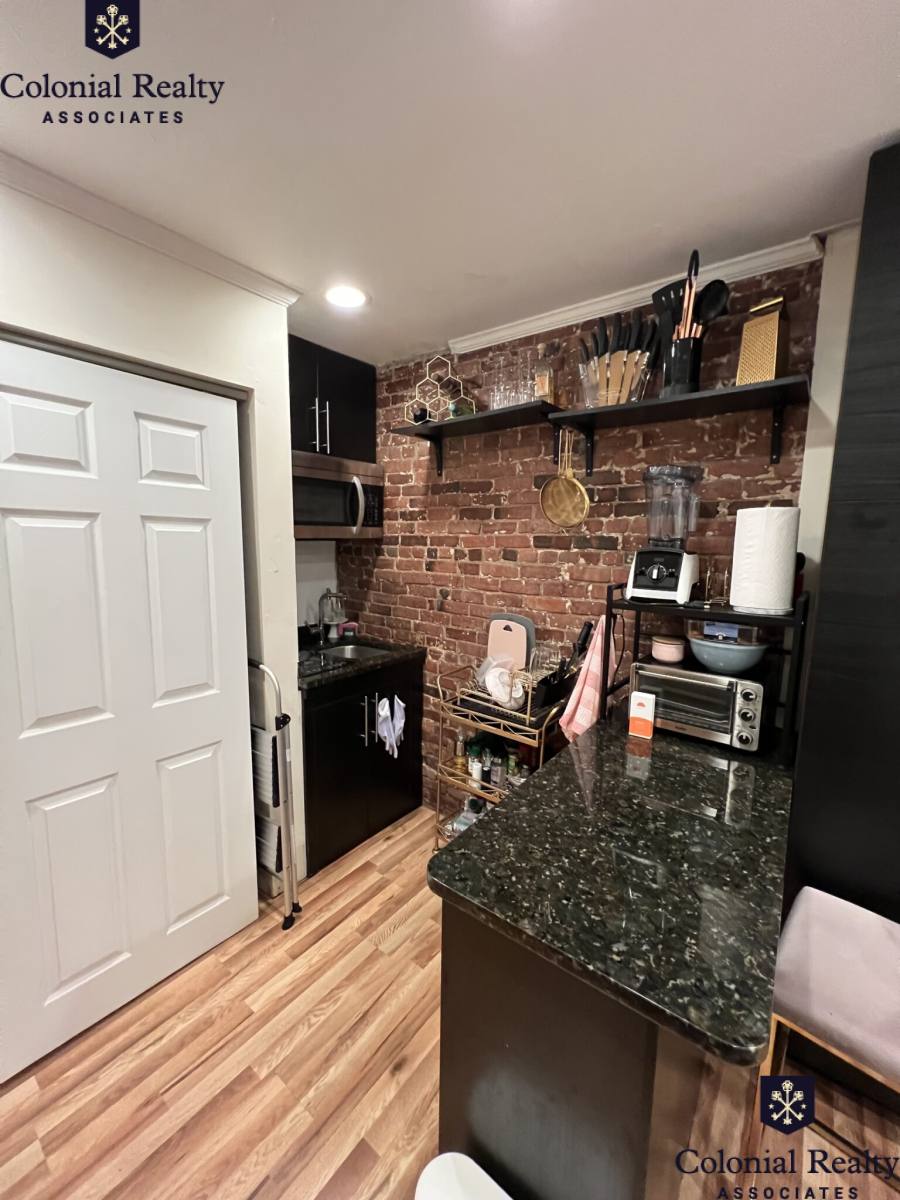 Apartment for rent at 1689 Beacon St #6, Brookline, MA 02446