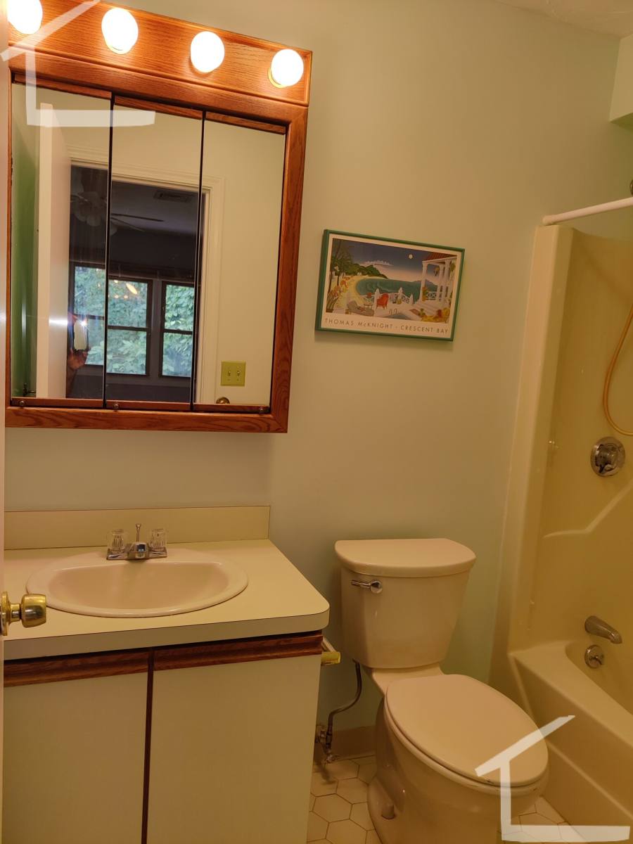 Apartment for rent at 1301 Lagrange, Chestnut Hill, MA 02467