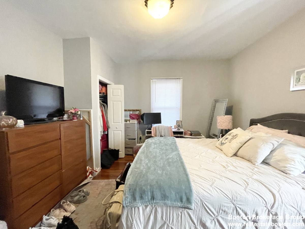 Apartment for rent at 25 Sudan St #1, Dorchester, MA 02125