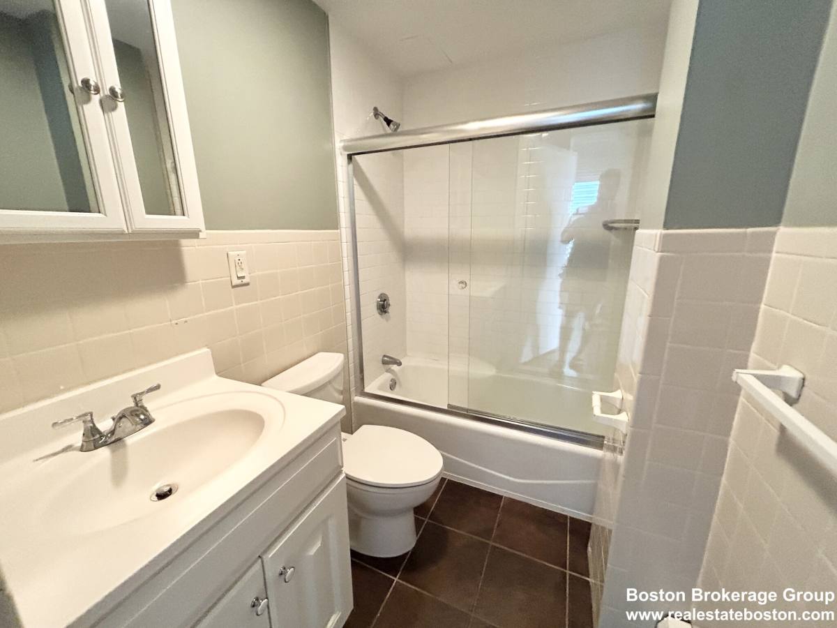 House for rent at 96 E Cottage St #2, Dorchester, MA 02125