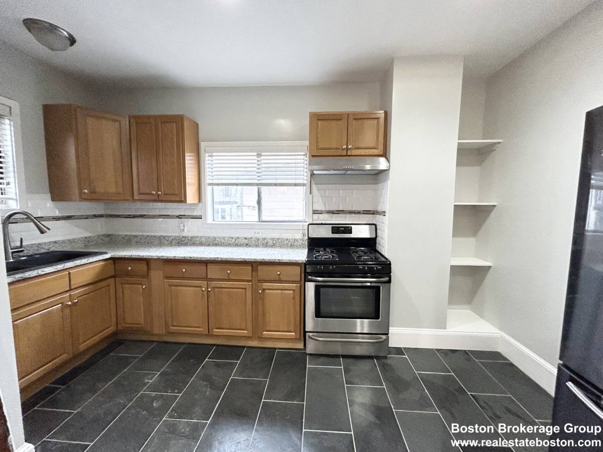Apartment for rent at 14 Batchelder St #2, Dorchester, MA 02125