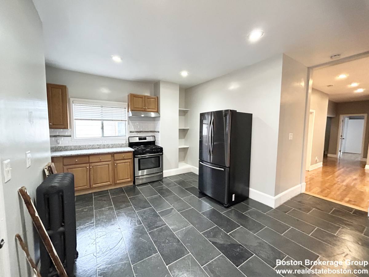 Apartment for rent at 14 Batchelder St #2, Dorchester, MA 02125