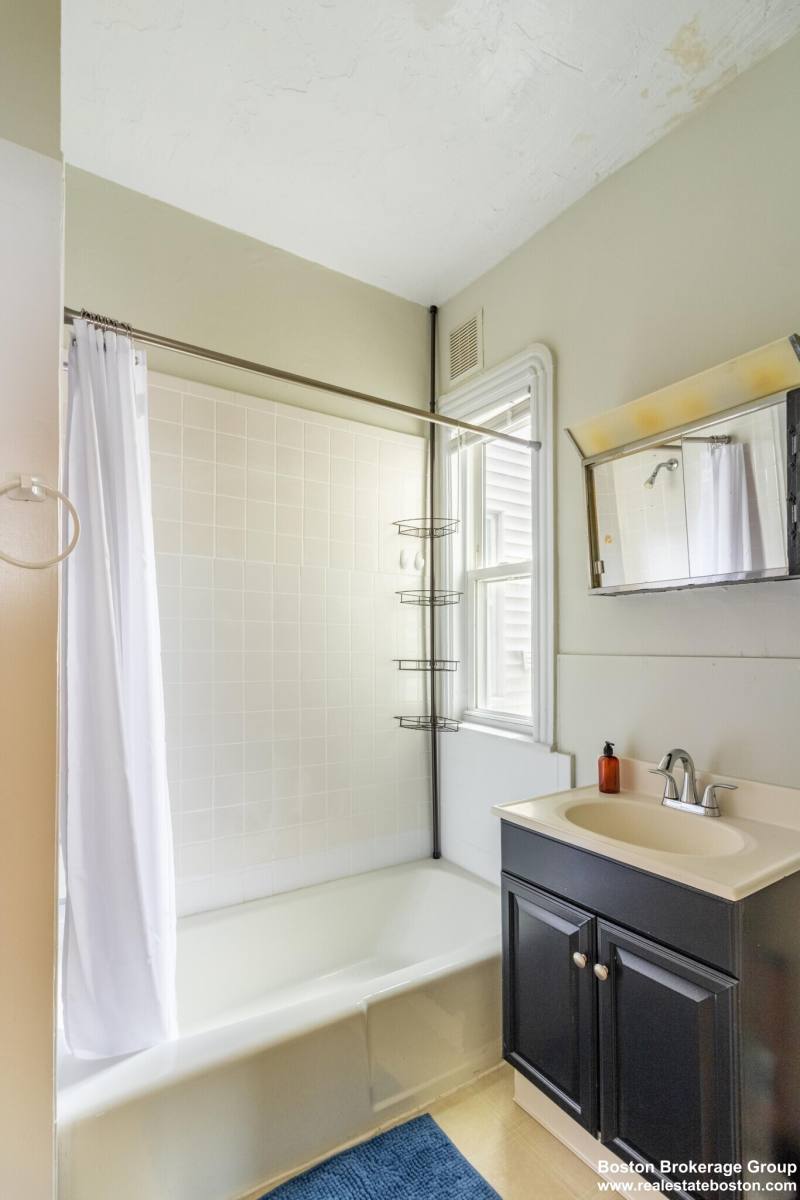 Apartment for rent at 787 Columbia Rd #1, Dorchester, MA 02125