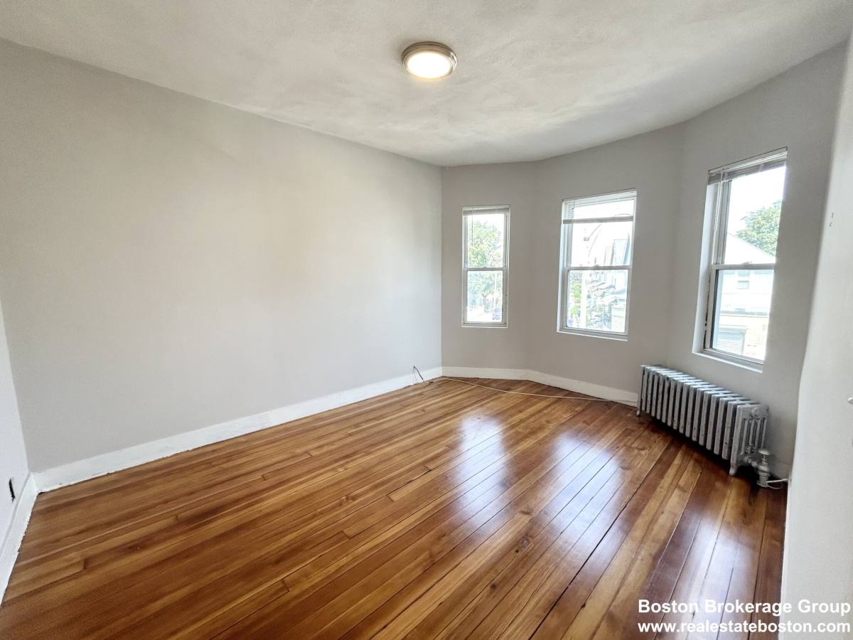 Apartment for rent at 18 Eastman St #2, Dorchester, MA 02125