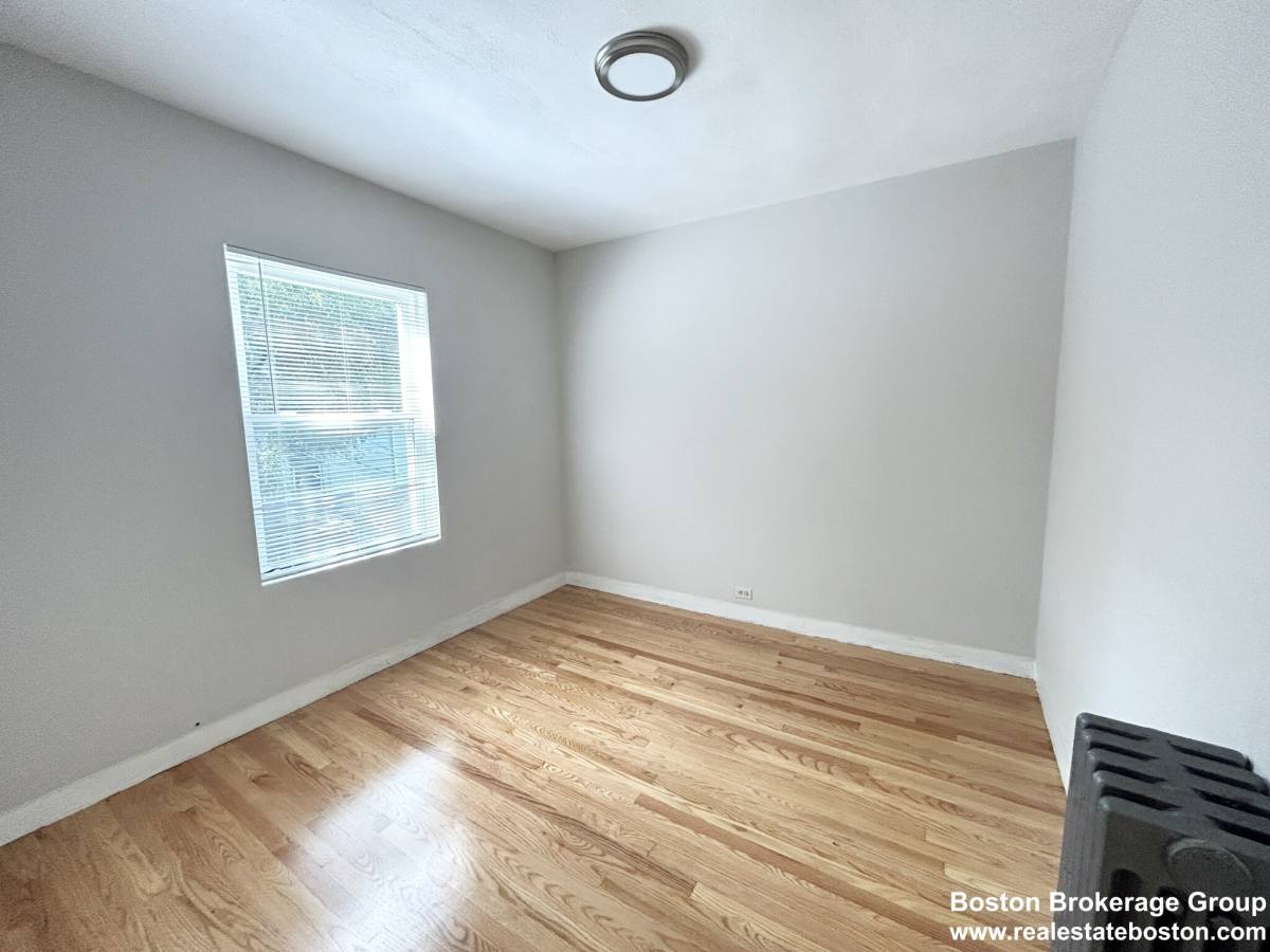 Apartment for rent at 18 Eastman St #2, Dorchester, MA 02125