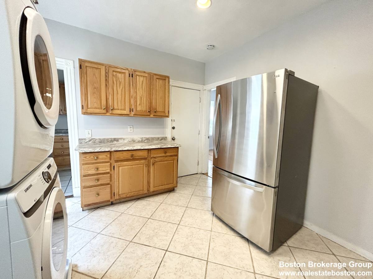 Apartment for rent at 18 Eastman St #2, Dorchester, MA 02125