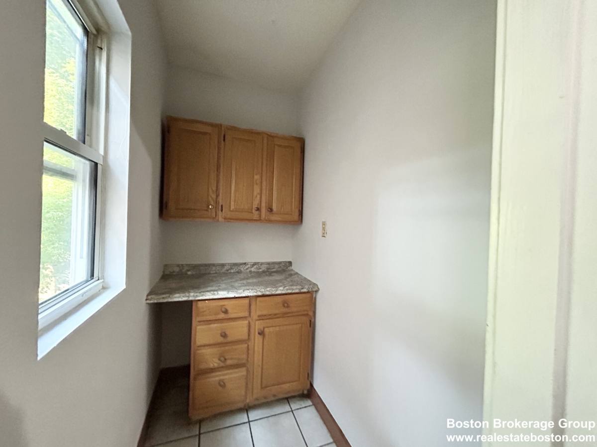 Apartment for rent at 18 Eastman St #2, Dorchester, MA 02125