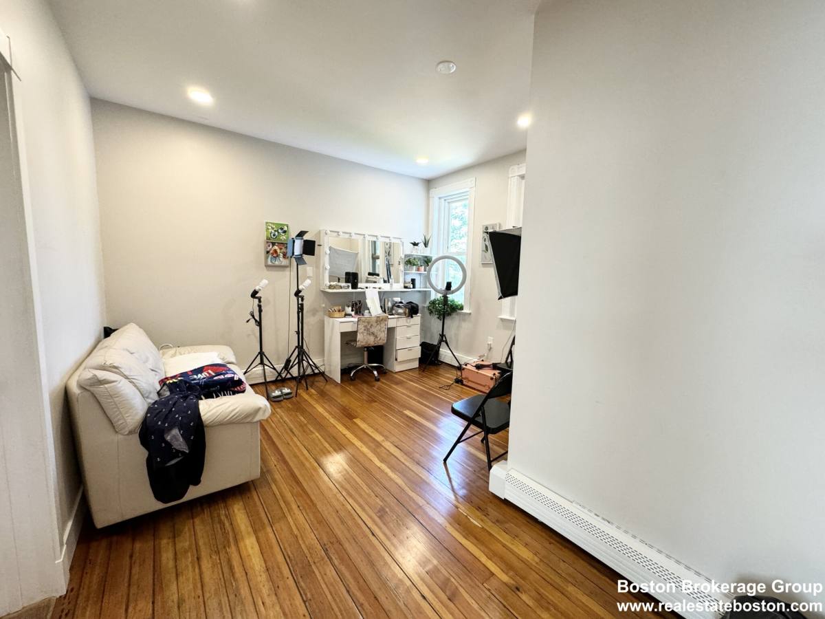 Apartment for rent at 165 Gove St #3, East Boston, MA 02128