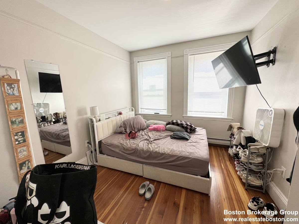 Apartment for rent at 165 Gove St #3, East Boston, MA 02128