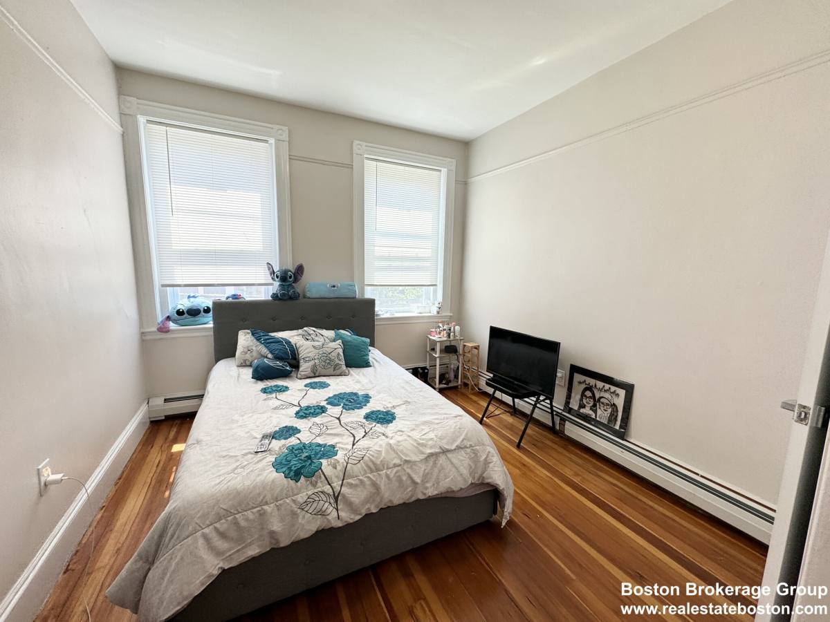 Apartment for rent at 165 Gove St #3, East Boston, MA 02128