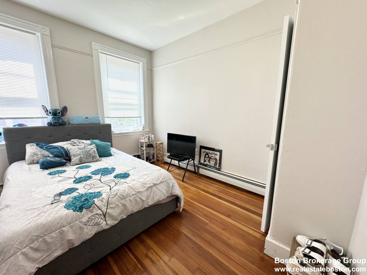 Apartment for rent at 165 Gove St #3, East Boston, MA 02128