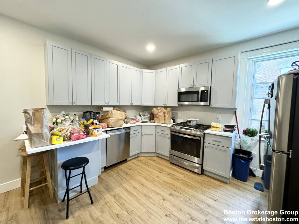 Apartment for rent at 165 Gove St #3, East Boston, MA 02128