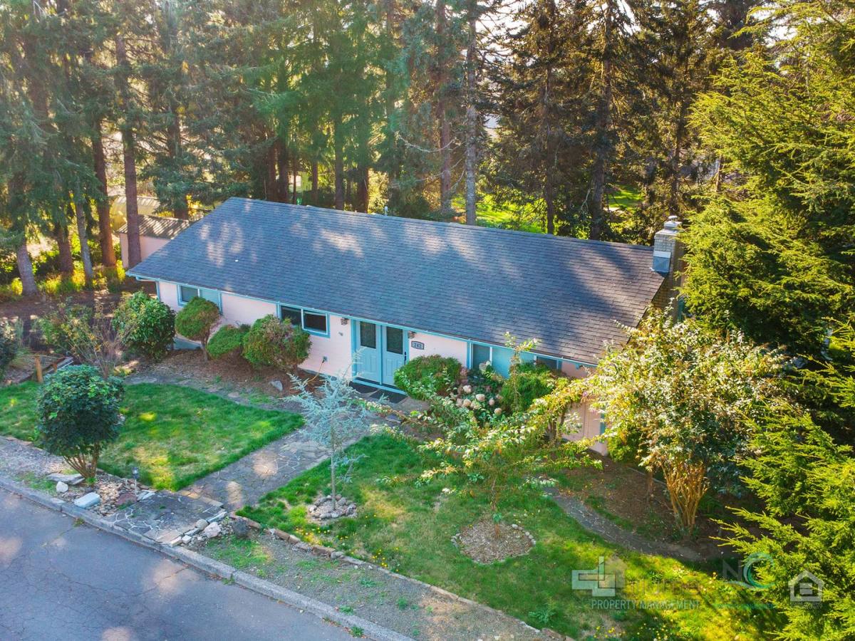 House for rent at 242 Hemlock St, Seaside, OR 97138