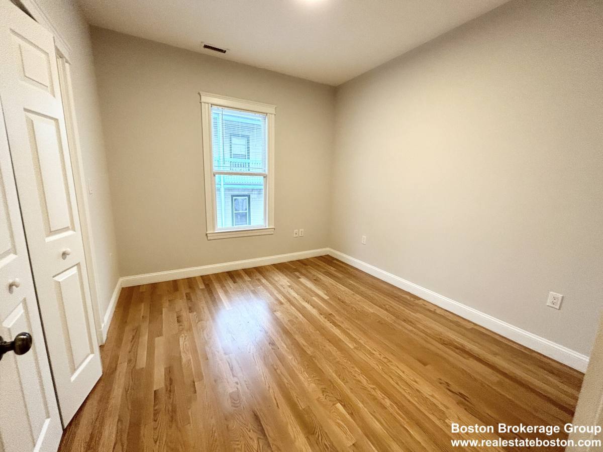 House for rent at 12 Buttonwood St #3, Dorchester, MA 02125