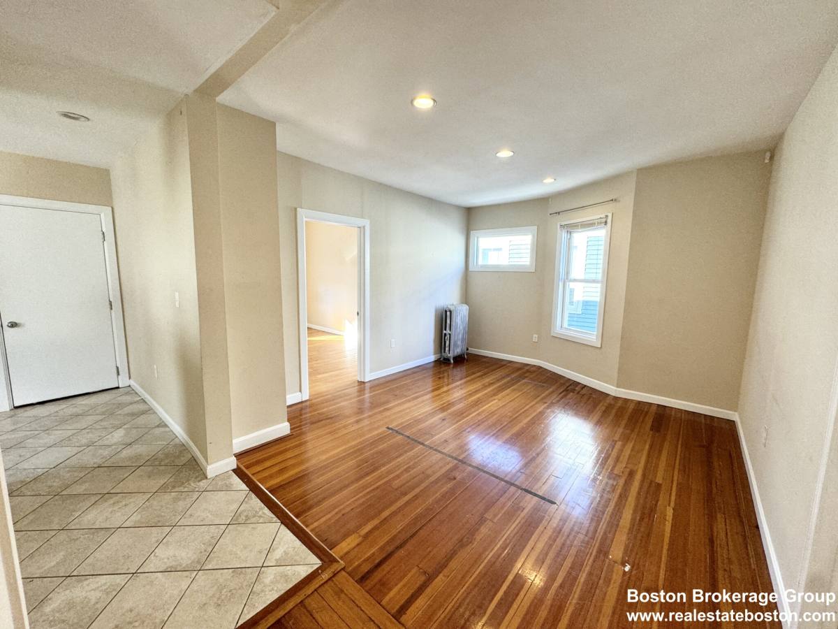Apartment for rent at 25 Sudan St #3, Dorchester, MA 02125