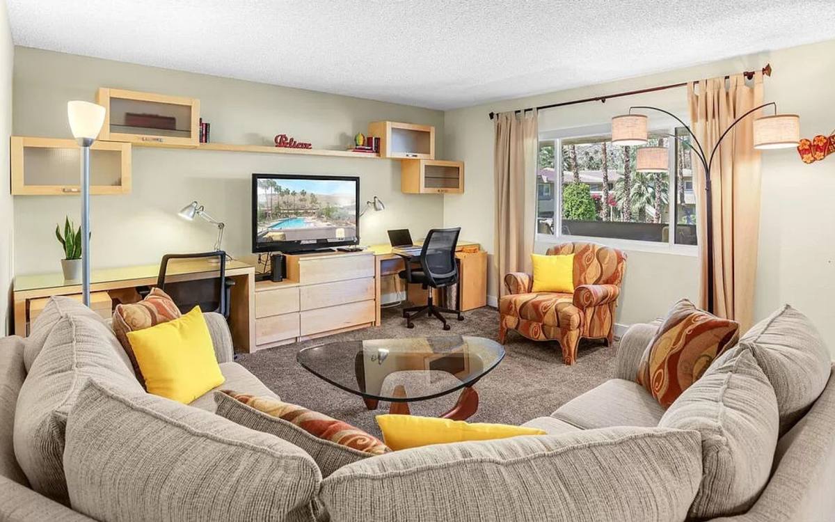 Apartment for rent at 1950 S Palm Canyon Dr, Palm Springs, CA 92264