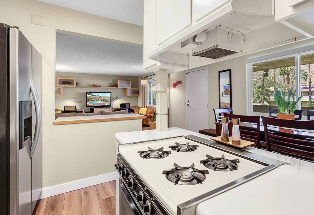 Apartment for rent at 1950 S Palm Canyon Dr, Palm Springs, CA 92264