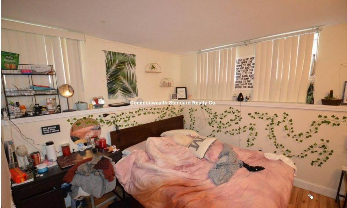 Apartment for rent at 94 Pleasant St #1, Brookline, MA 02445