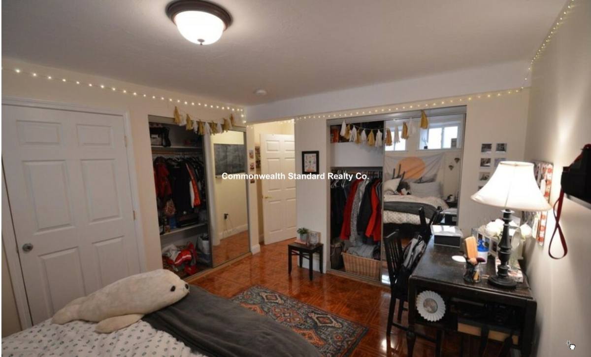 Apartment for rent at 94 Pleasant St #1, Brookline, MA 02445