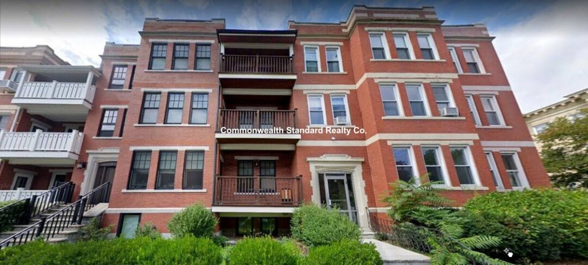 Apartment for rent at 94 Pleasant St #1, Brookline, MA 02445