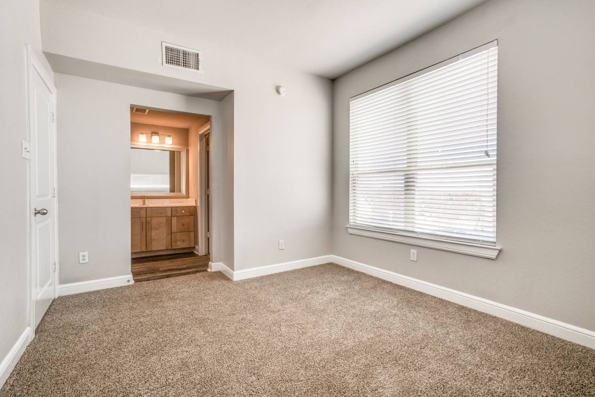 Apartment for rent at 315 S Locust St, Denton, TX 76201