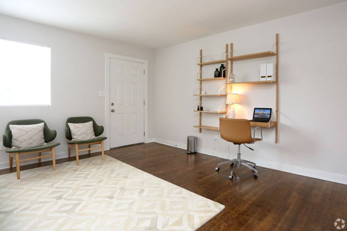 Apartment for rent at 1073 Hollywood Rd, Atlanta, GA 30318