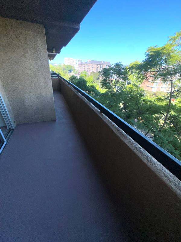 Apartment for rent at 8722 Burton Way, Los Angeles, CA 90048