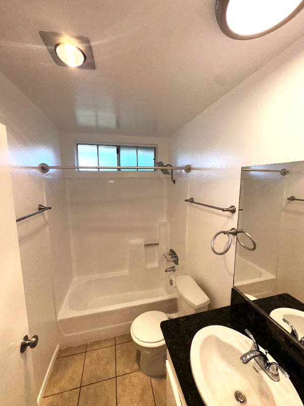 Apartment for rent at 8722 Burton Way, Los Angeles, CA 90048