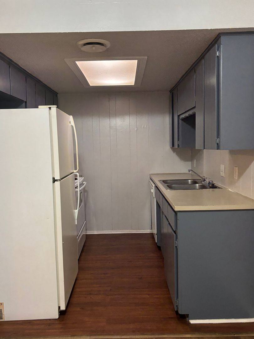 Apartment for rent at 1607 Fresno St, Fort Smith, AR 72901