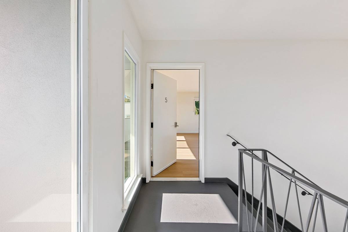 Apartment for rent at 954 N San Vicente Blvd, West Hollywood, CA 90069