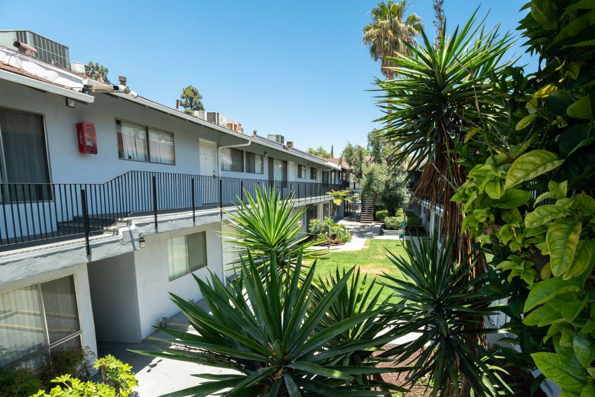 Apartment for rent at 18400 Prairie St, Northridge, CA 91325