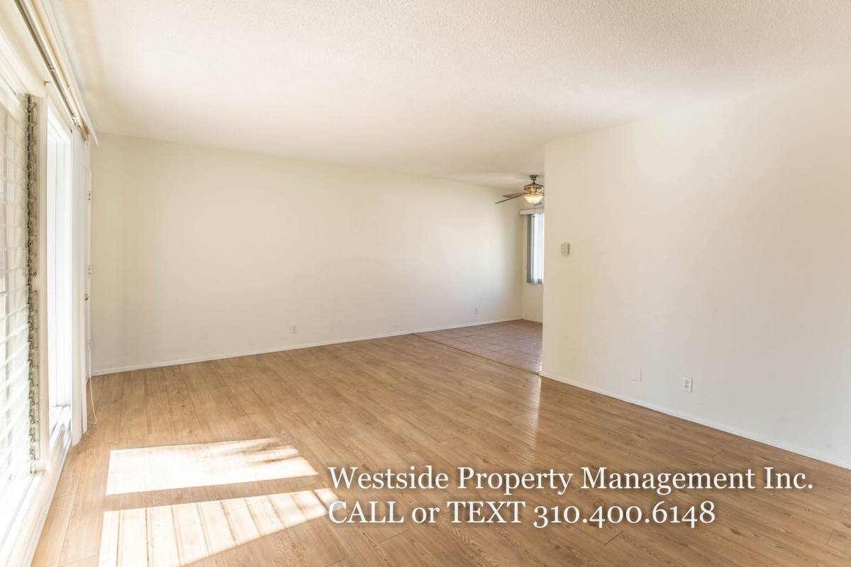 Apartment for rent at 1555 S Hayworth Ave #11, Los Angeles, CA 90035