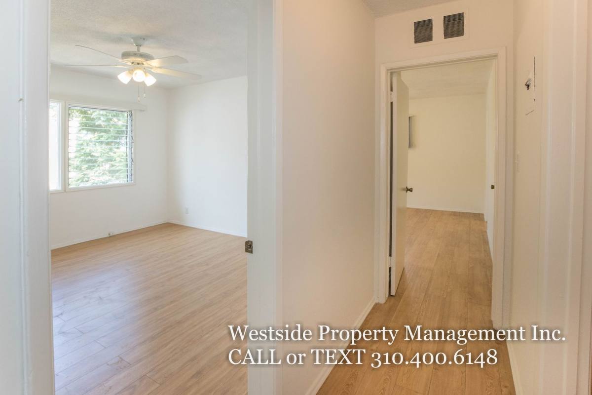 Apartment for rent at 1555 S Hayworth Ave #11, Los Angeles, CA 90035