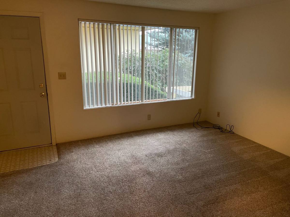 Apartment for rent at 935 NW Hobart Ave, Corvallis, OR 97330